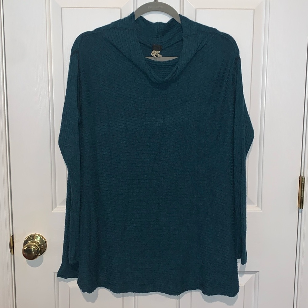 We The Free Women’s Medium Teal Cowl Neck Open Back Distressed Hem Soft Sweater
